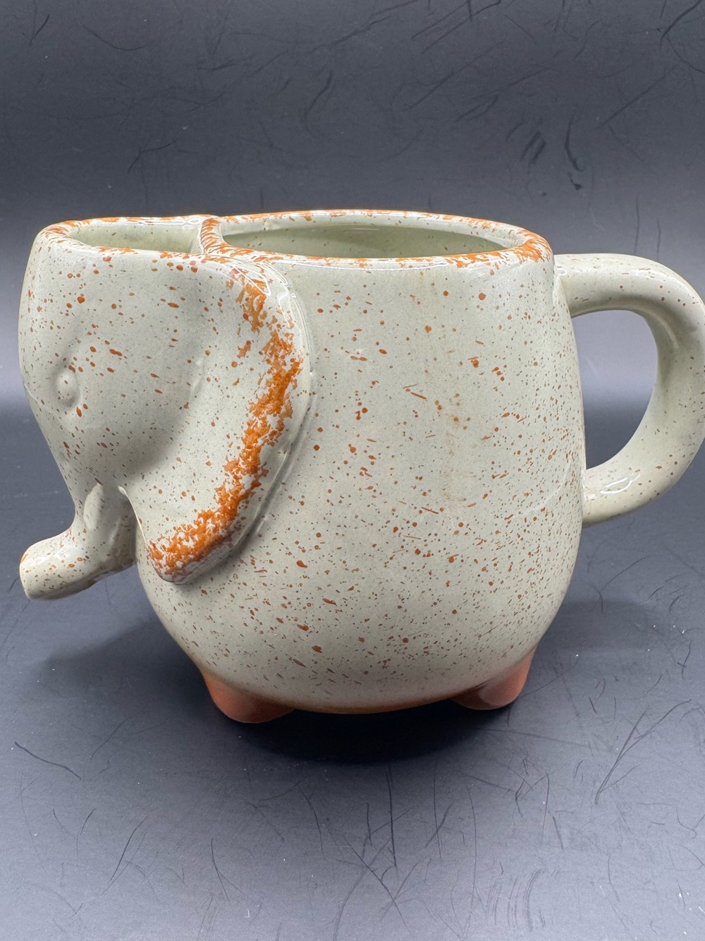 Elephant Mug with Tea Bag Holder, 15 oz, tanish With Orange Specks